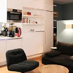 Bright Studio In The Heart Of Paris Well Located