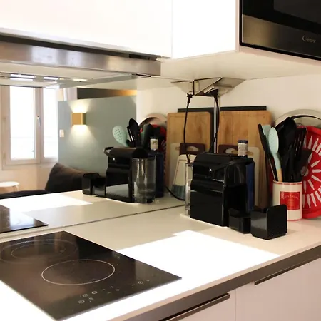 Bright In The Heart Of Well Located Apartment Paris