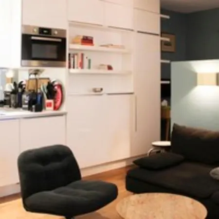 Apartment Bright In The Heart Of Well Located *
