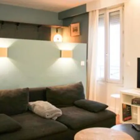 Bright In The Heart Of Well Located Apartment Paris
