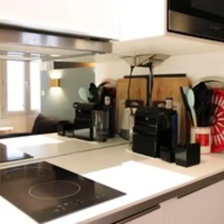 Bright In The Heart Of Well Located Apartment